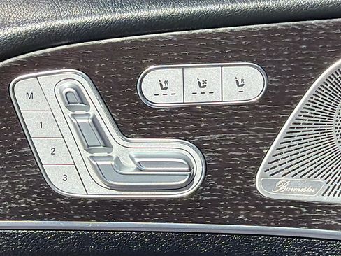 Used 2021 Mercedes-Benz GLS 580 4MATIC image 26