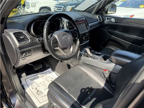 Used 2020 Jeep Grand Cherokee Limited w/ Luxury Group II RWD image 17