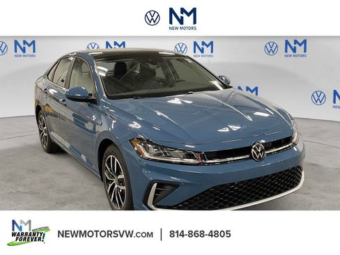 New 2026 Volkswagen Jetta SE image 7