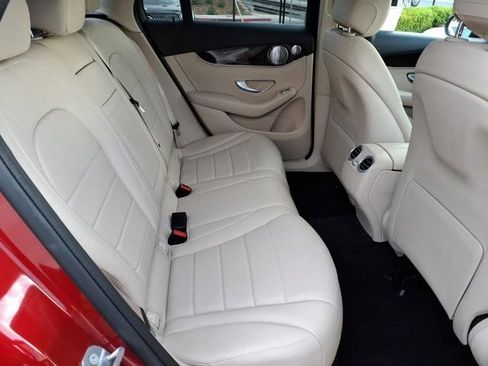 Used 2019 Mercedes-Benz GLC 300 image 20