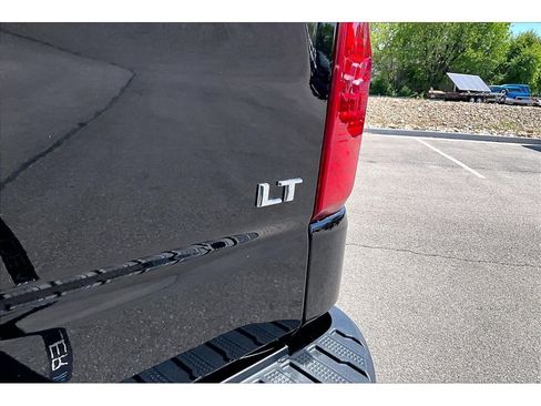 Used 2024 Chevrolet Silverado 1500 LT AWD/4WD image 23