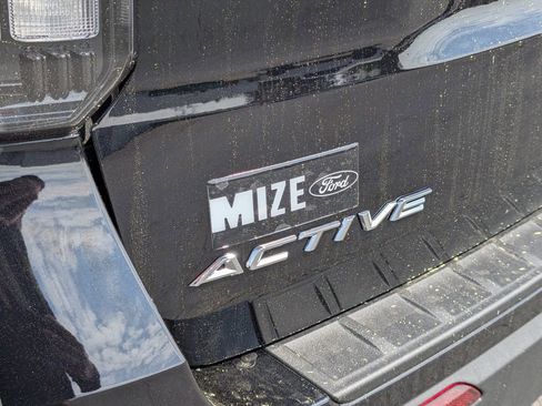 New 2026 Ford Explorer Active RWD image 17