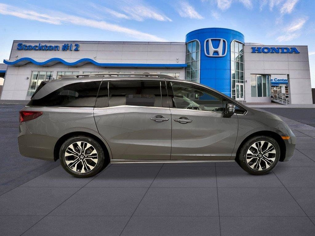 New 2026 Honda Odyssey Elite image 8
