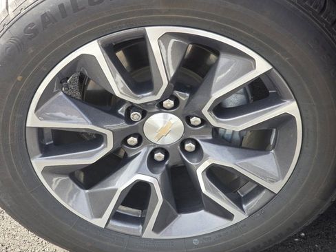 Used 2022 Chevrolet Tahoe LT w/ Luxury Package image 30