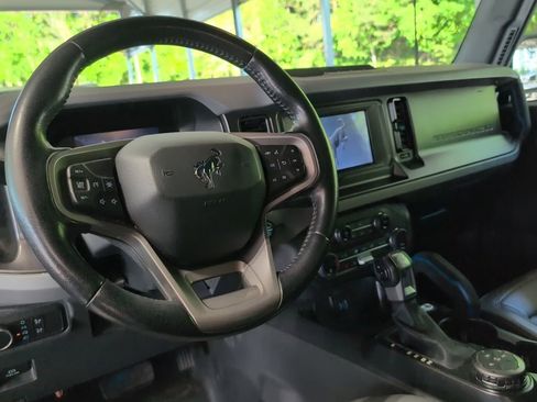 Used 2021 Ford Bronco Black Diamond image 8