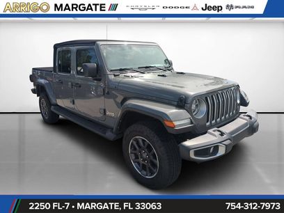 Used 2022 Jeep Gladiator Overland w/ Popular Equipment Package