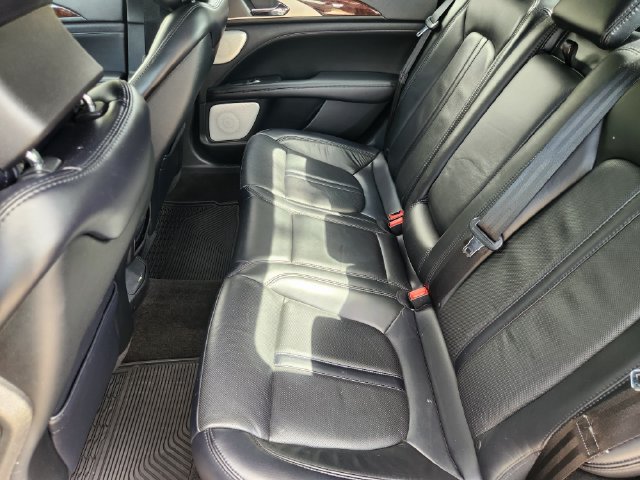 Used 2018 Lincoln MKZ Reserve w/ Luxury Package FWD image 29