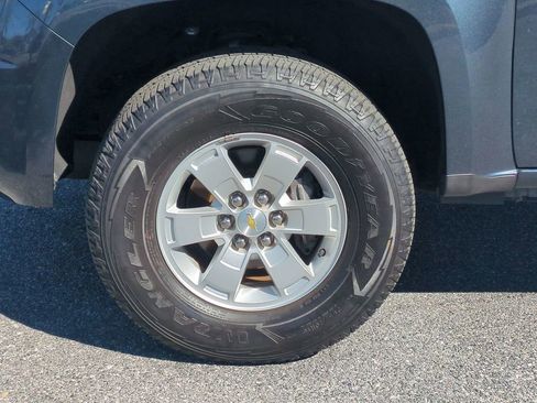 Used 2019 Chevrolet Colorado W/T w/ WT Convenience Package image 11