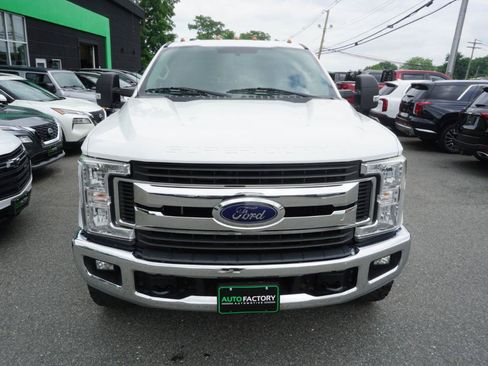 Used 2019 Ford F250 XLT w/ XLT Value Package AWD/4WD image 3