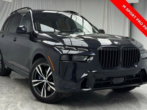 Used 2023 BMW X7 xDrive40i w/ Executive Package image 1