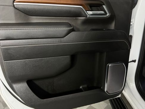 Used 2024 GMC Sierra 2500 Denali w/ Denali Reserve Package image 28