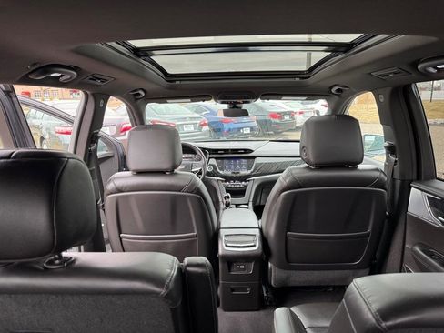 Used 2020 Cadillac XT6 Premium Luxury image 26