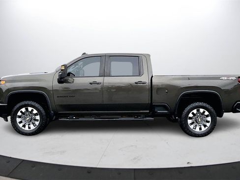 Used 2022 Chevrolet Silverado 2500 Custom w/ Custom Convenience Package image 5