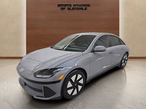New 2025 Hyundai Ioniq 6 SE image 2