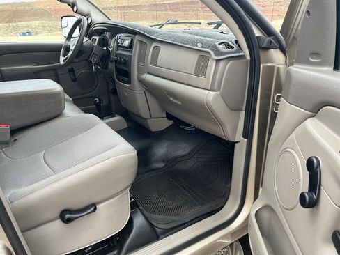Used 2003 Dodge Ram 2500 Truck ST AWD/4WD image 9