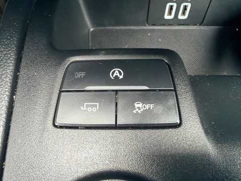 Used 2022 Ford Ranger XLT w/ Equipment Group 301A Mid AWD/4WD image 31