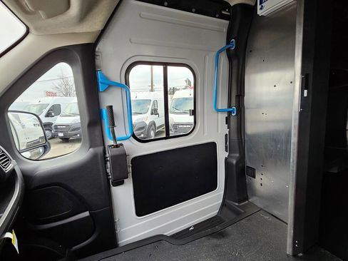 New 2024 RAM ProMaster 3500 w/ Delivery Van Package image 29