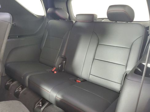 New 2026 Chevrolet Traverse RS w/ LPO, Floor Liner Package FWD image 13