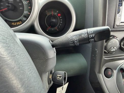 Used 2005 Honda Element LX image 25