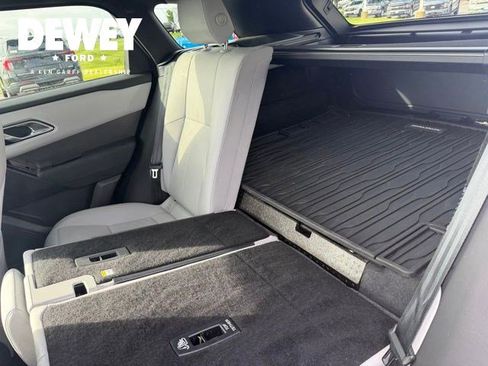 Used 2024 Land Rover Range Rover Velar Dynamic SE AWD/4WD image 30