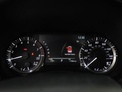 Used 2023 Toyota Highlander XLE w/ Protection Package #3 (TMS) AWD/4WD image 29
