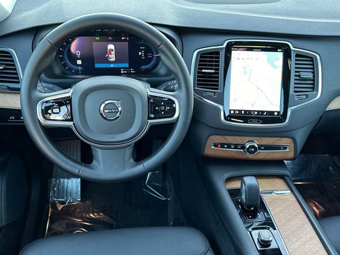 Used 2025 Volvo XC90 T8 Core w/ Protection Package Premier image 16