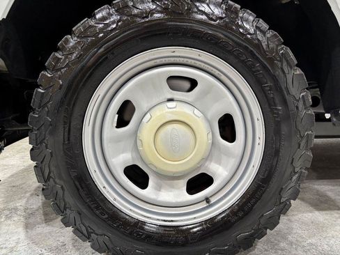 Used 2019 Ford F350 XL w/ Power Equipment Group RWD image 25