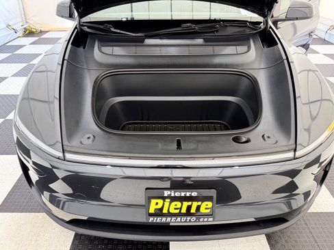 Used 2026 Tesla Model Y AWD image 10