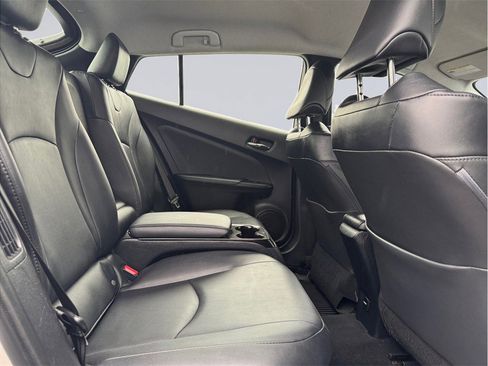 Used 2018 Toyota Prius Prime Premium w/ Carpet Mat Package FWD image 23