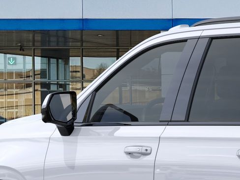 New 2026 Chevrolet Suburban RST AWD/4WD image 13