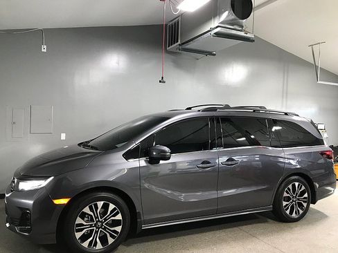 Used 2026 Honda Odyssey Elite image 7