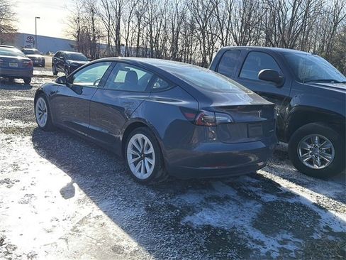 Used 2022 Tesla Model 3 Long Range image 2