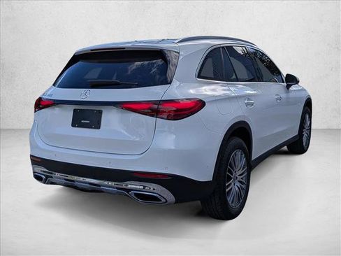 New 2026 Mercedes-Benz GLC 300 image 2