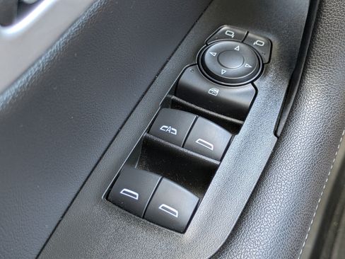 Used 2021 Chevrolet Blazer LT FWD image 20