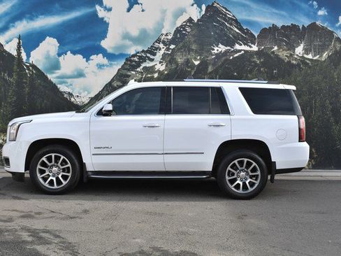 Used 2016 GMC Yukon Denali w/ Open Road Package image 7