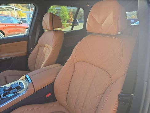New 2026 BMW X5 xDrive50e w/ Climate Comfort Package AWD/4WD image 21