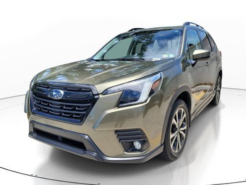 Used 2024 Subaru Forester Limited AWD/4WD image 3