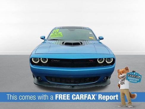 Used 2019 Dodge Challenger R/T Scat Pack w/ Shaker Package image 2