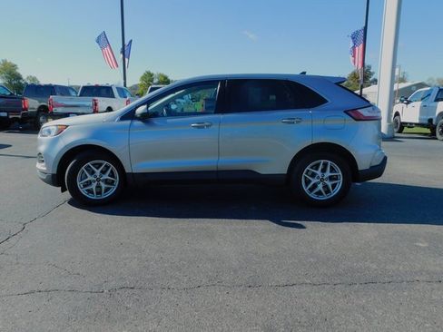 Used 2023 Ford Edge SEL image 6