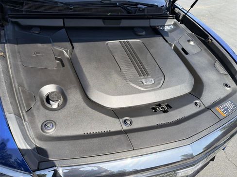 Used 2024 Cadillac Lyriq Sport w/ LPO, Floor Liner Package RWD image 10