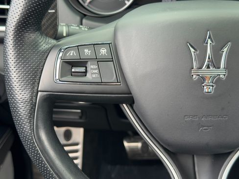 Used 2022 Maserati Ghibli Trofeo RWD image 20