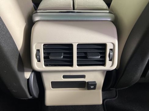 Used 2020 Land Rover Range Rover Velar S image 17