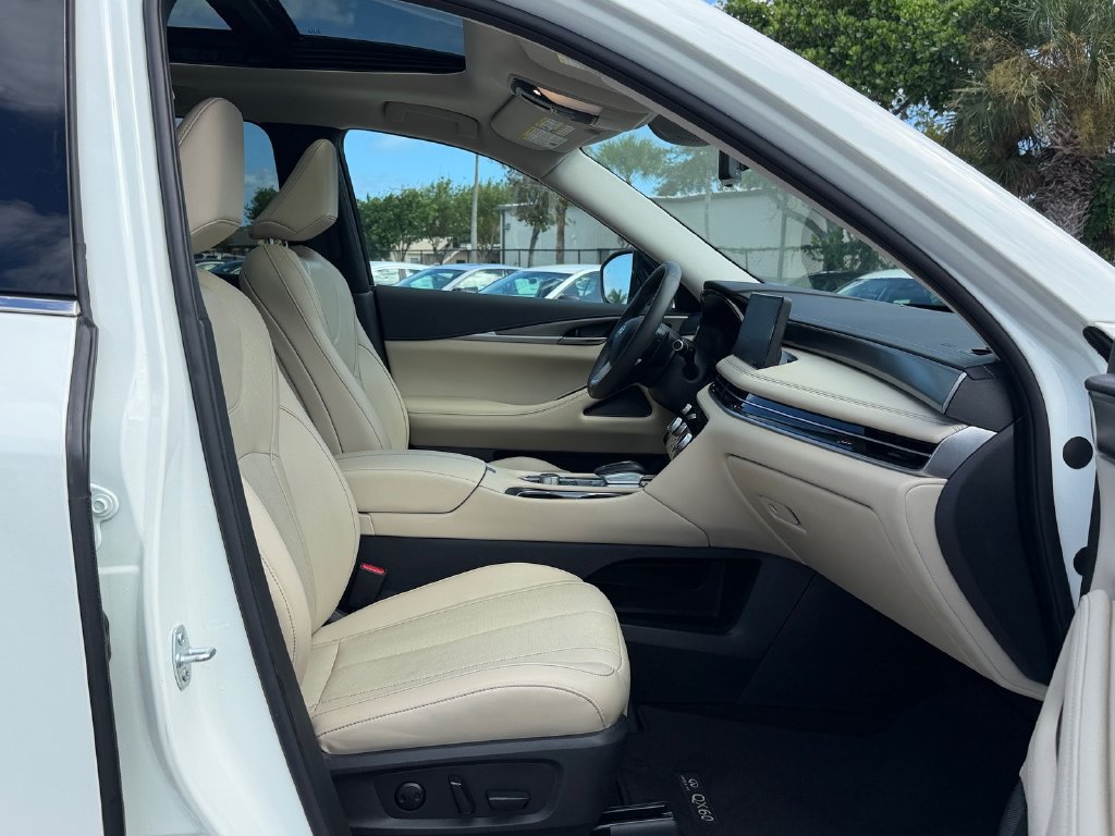 Used 2024 INFINITI QX60 Luxe FWD image 19
