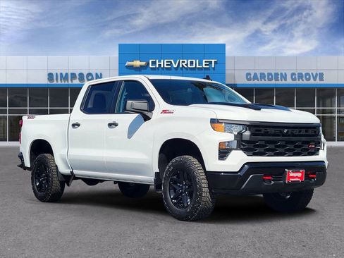 New 2026 Chevrolet Silverado 1500 Custom Trail Boss AWD/4WD image 1