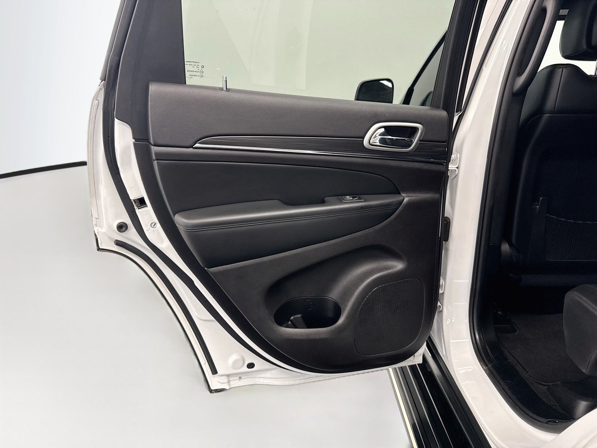 Used 2021 Jeep Grand Cherokee Limited RWD image 28