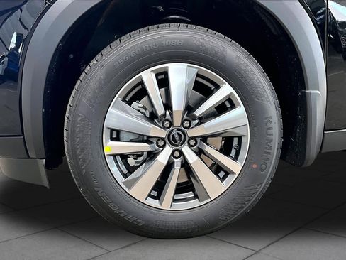 New 2026 Nissan Pathfinder SL FWD image 9