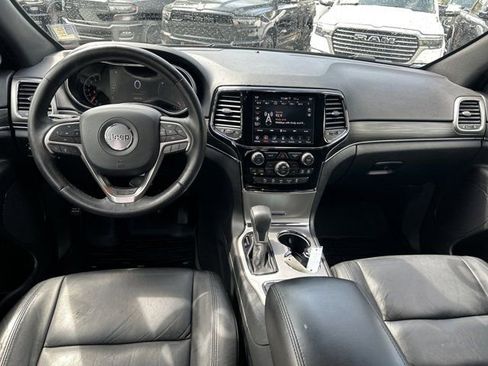 Used 2019 Jeep Grand Cherokee Limited AWD/4WD image 25