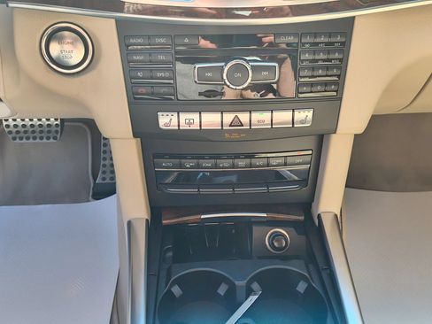 Used 2014 Mercedes-Benz GL 450 4MATIC image 26