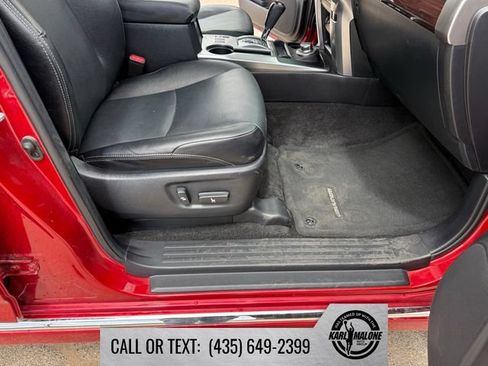 Used 2021 Toyota 4Runner Limited AWD/4WD image 37