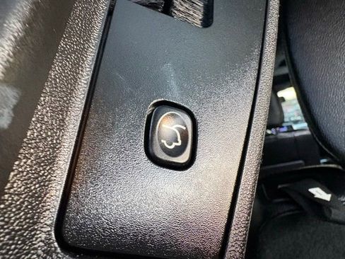 Used 2019 Dodge Grand Caravan GT image 33